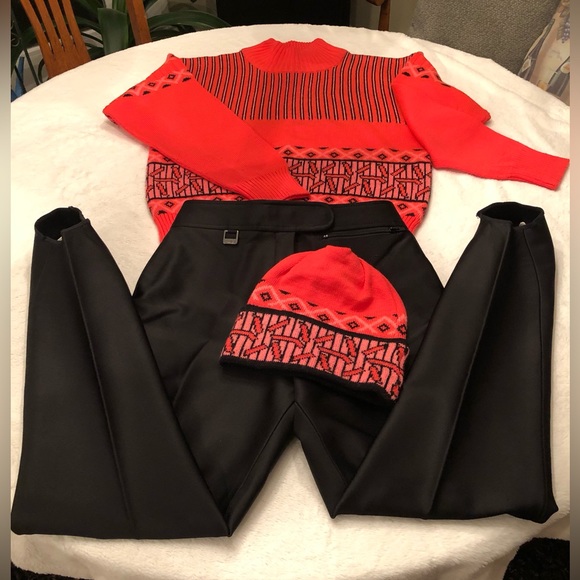 Kaelin Ski Sweater with matching hat Women’s size Small - Picture 7 of 7